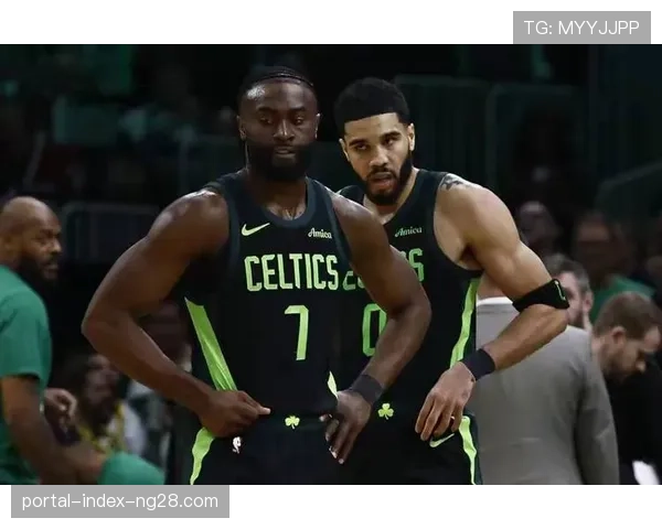 杰伦布朗场均27.6分扛起绿军大旗 塔图姆伤缺期间完成核心转型